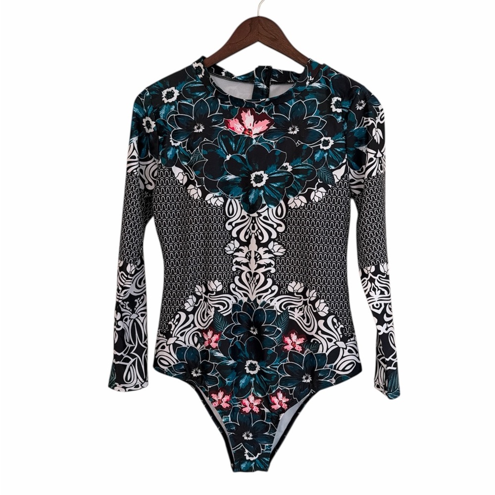 NWT Funny Girl long sleeve rash guard swimsuit size XXL floral vacay beach